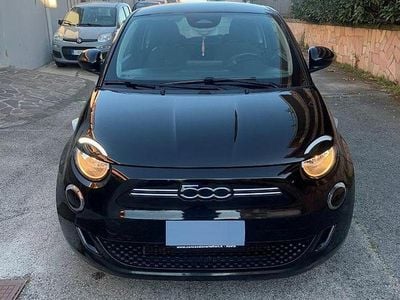 Usata Fiat 500e Icon 86 kW (118 CV) 2022 Nero Berlina