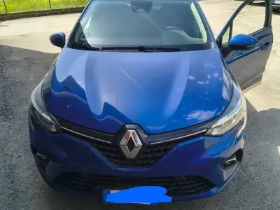 Usata Renault Clio V Zen 101 CV (74 kW) 2020 Blu/azzurro Berlina