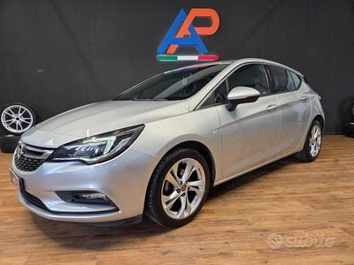 Usata Opel Astra Business 110 CV (80 kW) 2017 Nero Berlina
