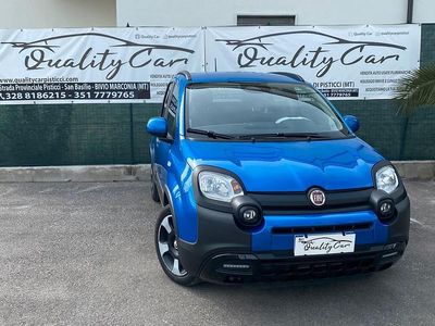 Usata Fiat Panda Cross Cross 70 CV (51 kW) 2025 Blu Utilitaria