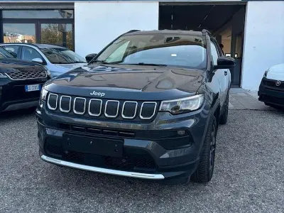 Usata Jeep Compass Limited 131 CV (96 kW) 2022 Grigio SUV