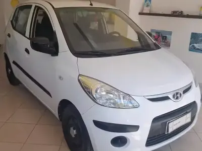 Usata Hyundai i10 69 CV (50 kW) 2010 Bianco Utilitaria