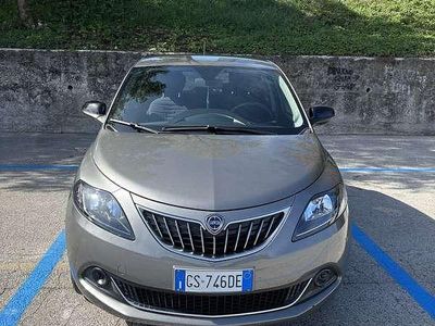 Usata Lancia Ypsilon S 69 CV (50 kW) 2024 Grigio Utilitaria