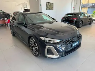 Usata Audi A5 S-Line 204 CV (150 kW) 2025 Blu/azzurro Station wagon
