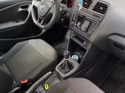 Usata VW Polo 90 CV (66 kW) 2015 Grigio Berlina