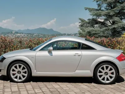 Usata Audi TT 179 CV (131 kW) 1999 Argento Coupé