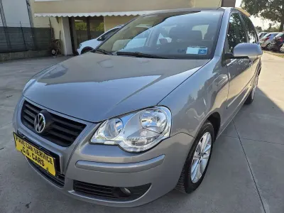 Usata VW Polo Comfortline 80 CV (58 kW) 2009 Argento Utilitaria