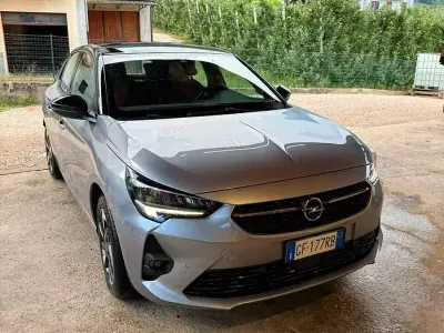 Usata Opel Corsa-e Elegance 56 kW (77 CV) 2021 Grigio Utilitaria