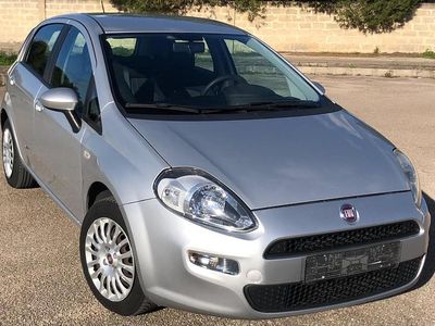 Usata Fiat Punto Lounge 69 CV (50 kW) 2014 Argento Berlina