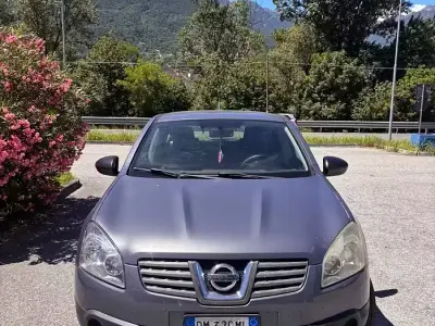 Usata Nissan Qashqai 106 CV (77 kW) 2008 Grigio SUV