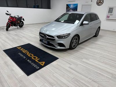 Usata Mercedes B180 Premium 120 CV (88 kW) 2020 Grigio Utilitaria