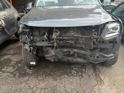 Begagnad VW Amarok 2017 Grå Pickup