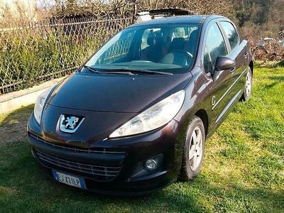 Usata Peugeot 207 68 CV (50 kW) 2011 Berlina