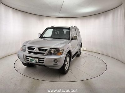 Usata Mitsubishi Pajero Instyle 160 CV (117 kW) 2005 Grigio SUV