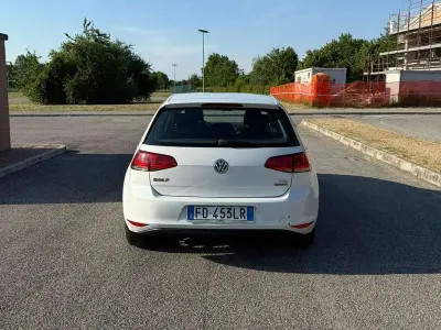 Usata VW Golf VII Trendline 110 CV (80 kW) 2016 Bianco Berlina