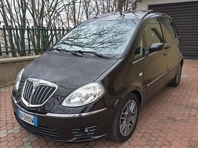 Usata Lancia Musa 120 CV (88 kW) 2009 Marrone Monovolume