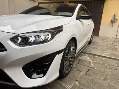 Usado Kia ProCeed GT-Line 160 CV (117 kW) 2022 Familiar