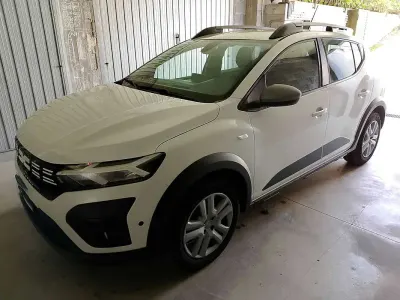 Usata Dacia Sandero Expression 101 CV (74 kW) 2023 Bianco Berlina