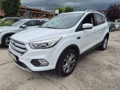 Usata Ford Kuga Vignale 150 CV (110 kW) 2017 Bianco SUV