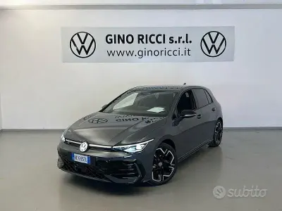 Ny VW Golf VIII R-line 2026 Grå Sedan