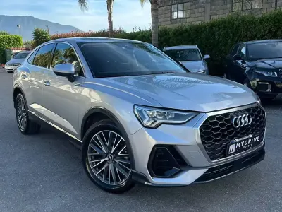 Usata Audi Q3 Business Plus 150 CV (110 kW) 2021 Grigio SUV