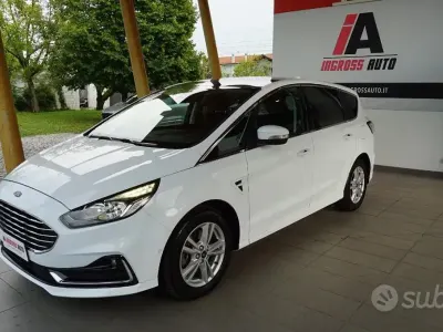 Usata Ford S-MAX Business Edition 150 CV (110 kW) 2021 Grigio Monovolume