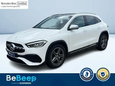 Usata Mercedes GLA200 Premium 150 CV (110 kW) 2023 Bianco pastello SUV