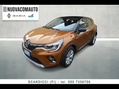 Usata Renault Captur Intens 160 CV (117 kW) 2020 Arancione SUV