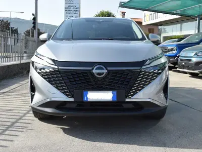 Usata Nissan Qashqai N-Connecta 140 CV (102 kW) 2025 Newport grey metallizzato SUV