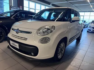 Usata Fiat 500L Lounge 95 CV (69 kW) 2016 Bianco Monovolume