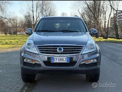 Usata Ssangyong (KGM) Rexton 155 CV (114 kW) 2015 SUV