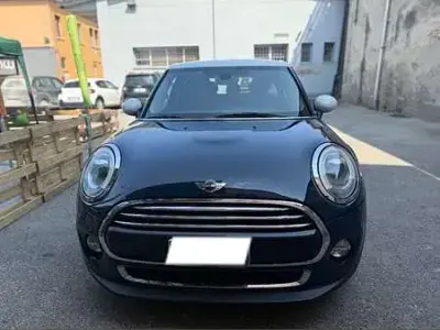 Usata Mini Cooper D 116 CV (85 kW) 2018 Utilitaria