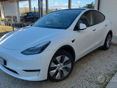 Bianco Usata 2023 Tesla Model Y Long Range AWD SUV | 35.900 € (Buon prezzo)
