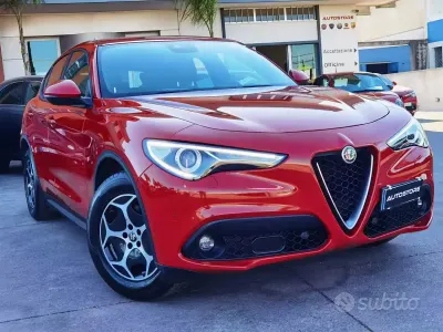 Usata Alfa Romeo Stelvio Business 190 CV (139 kW) 2022 Rosso SUV