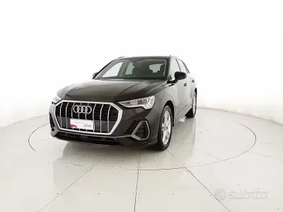 Begagnad Audi Q3 S-Line 150 HK (110 kW) 2021 Svart SUV