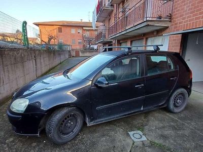 Usata VW Golf IV Highline 131 CV (96 kW) 2003 Berlina