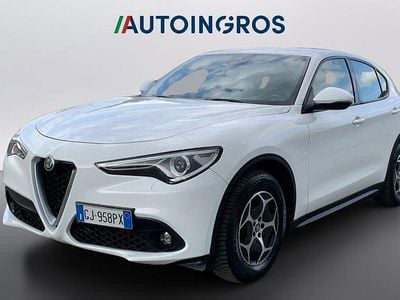 Usado Alfa Romeo Stelvio Business 190 CV (139 kW) 2022 Blanco SUV
