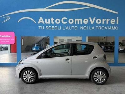 Usata Toyota Aygo 68 CV (50 kW) 2010 Beige Utilitaria