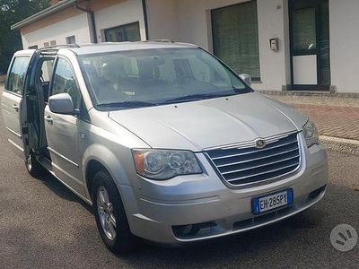 Usata Chrysler Grand Voyager 150 CV (110 kW) 2012 Grigio Monovolume