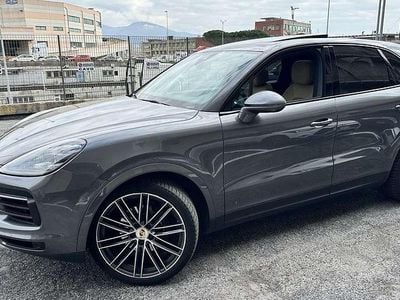 Usata Porsche Cayenne 340 CV (250 kW) 2020 Grigio SUV