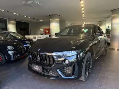 Usata Maserati Levante 349 CV (256 kW) 2021 Nero SUV