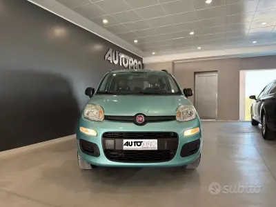 Usata Fiat Panda Easy 86 CV (63 kW) 2015 Blu/azzurro Utilitaria