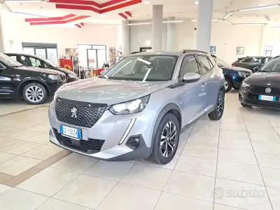Usata Peugeot 2008 Allure 101 CV (74 kW) 2020 Grigio SUV