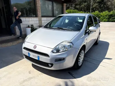 Usata Fiat Punto 69 CV (50 kW) 2017 Grigio Utilitaria