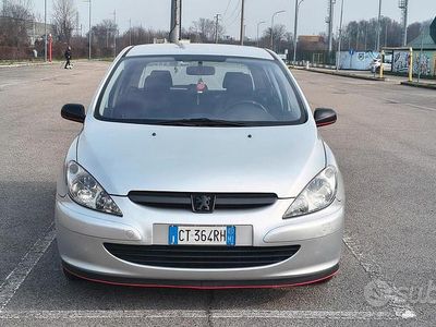 Usata Peugeot 307 110 CV (80 kW) 2004 Grigio Berlina