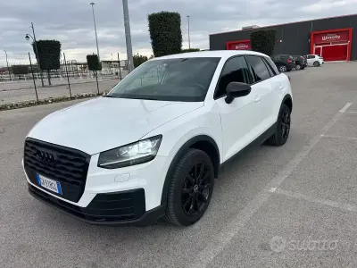 Usata Audi Q2 Business 150 CV (110 kW) 2020 Bianco SUV