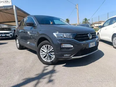 Usata VW T-Roc Advance 116 CV (85 kW) 2021 Grigio SUV