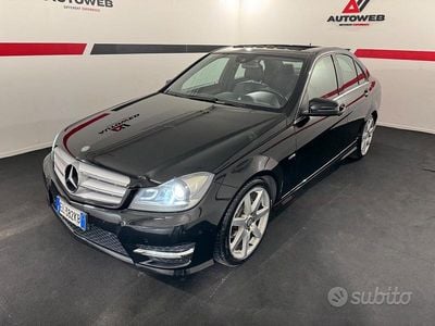 Usata Mercedes C220 Elegance 170 CV (125 kW) 2012 Nero Berlina