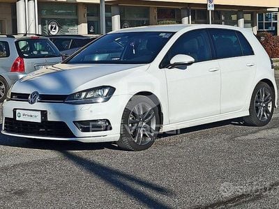 Usata VW Golf VII Edition 110 CV (80 kW) 2017 Bianco Utilitaria