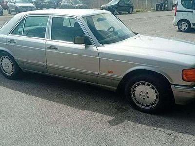 Usata Mercedes 300 SE 188 CV (138 kW) 1988 Grigio Berlina
